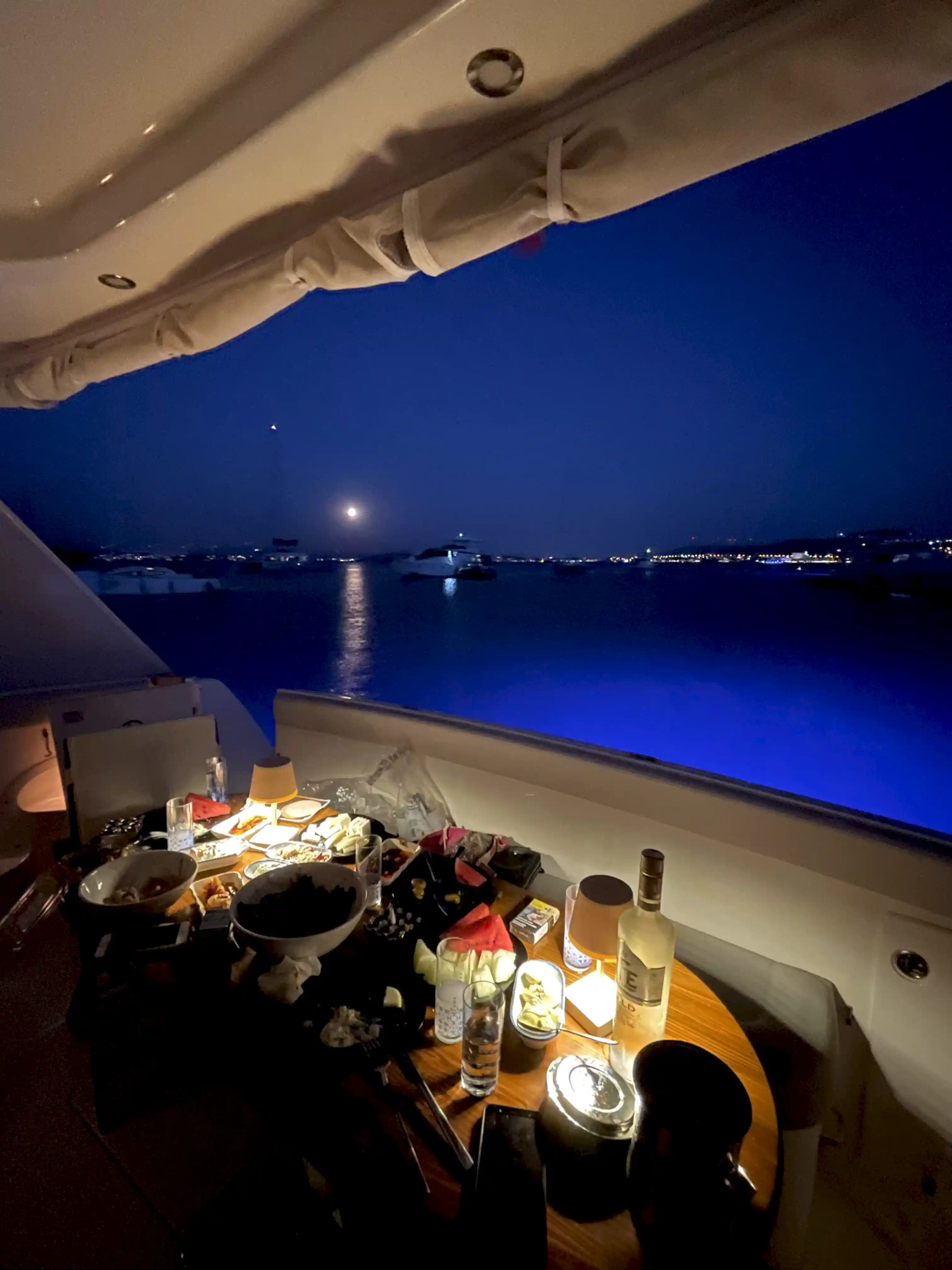 çeşme yat kiralama 67