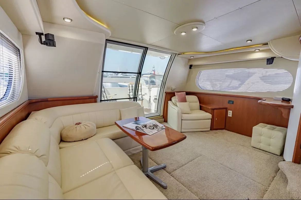 çeşme yat kiralama 40