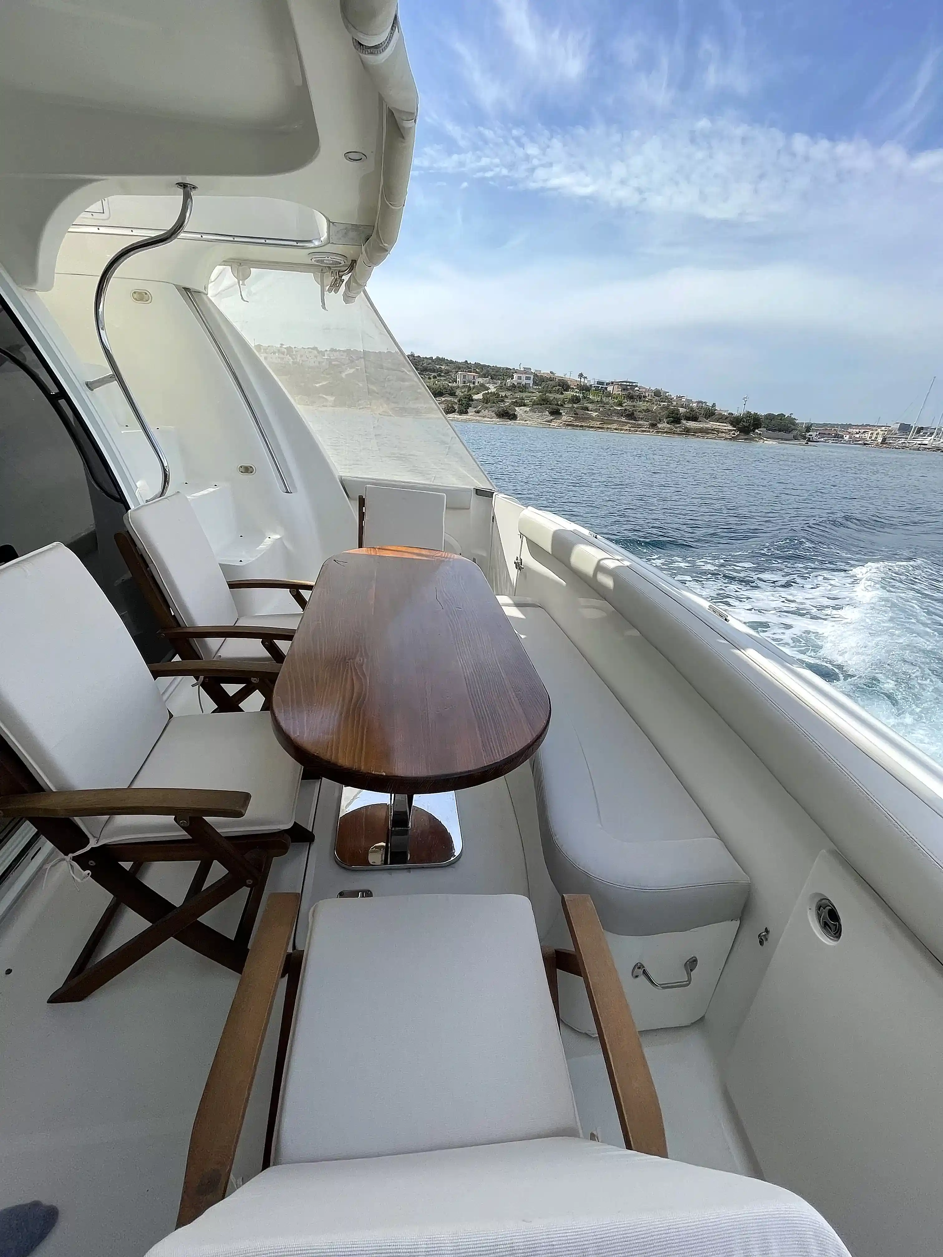 çeşme yat kiralama 7